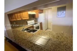 10255 NW 9th St Cir Apt 404-7, Miami, FL 33172, Sold 03/31/25