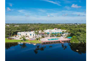 9420 Poinciana Pl APT 308, Davie, FL 33324, Sold 03/18/25