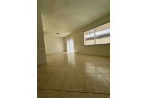 75 NE 12th Ave #75, Homestead, FL 33030, Sold 12/03/24