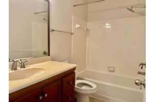 2866 S University Dr APT 5201, Davie, FL 33328, Sold 12/23/24