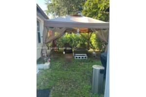 6828 NW 5th Pl, Miami, FL 33150, Sold 03/03/25