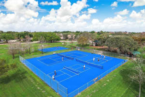 11020 NW 10th St, Plantation, FL 33322, Sold 12/05/24