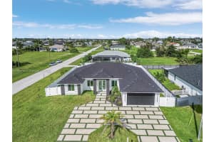 216 Chiquita Blvd S, Cape Coral, FL 33991, - MLS#A11665760
