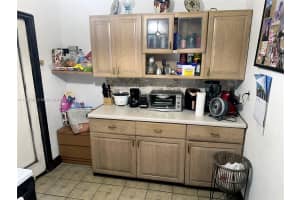 2737 NW 4th St, Miami, FL 33125, Sold 01/03/25