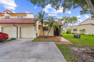 6363 NW 190th Terrace, Hialeah, FL 33015, Sold 12/02/24