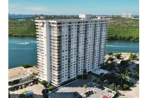 500 Bayview Dr APT 325, Sunny Isles Beach, FL 33160, - MLS#A11665891