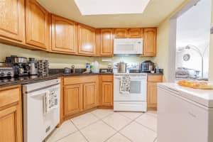 7410 SW 82nd St APT K302, Miami, FL 33143, - MLS#A11665994