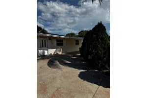 711 N 67th Ave, Hollywood, FL 33024, Sold 02/24/25