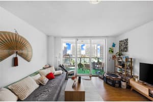 31 SE 5th St APT 2007, Miami, FL 33131, Sold 03/31/25
