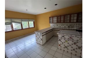 2000 S Bayshore Dr APT 68, Coconut Grove, FL 33133, Sold 11/22/24
