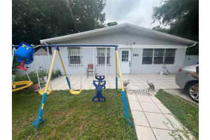 262 NW 75th St, Miami, FL 33150, Sold 12/17/24