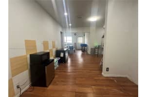 262 NW 75th St, Miami, FL 33150, Sold 12/17/24