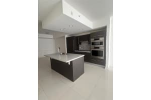 7751 NW 107th Ave APT 422, Doral, FL 33178, Sold 01/17/25