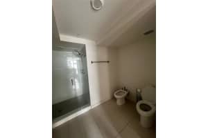 7751 NW 107th Ave APT 422, Doral, FL 33178, Sold 01/17/25