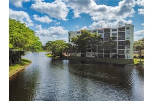2304 S Cypress Bend Dr APT 711, Pompano Beach, FL 33069, Sold 01/31/25