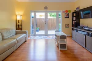 8200 NW 10th St APT 11, Miami, FL 33126, Sold 11/14/24