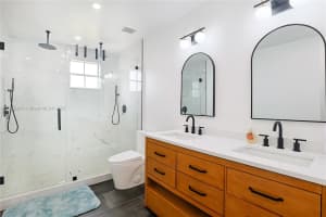 18528 NW 19th St, Pembroke Pines, FL 33029, Sold 08/26/25