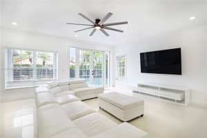 18528 NW 19th St, Pembroke Pines, FL 33029, Sold 08/26/25