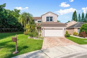 240 E Bayridge Dr, Weston, FL 33326, Sold 02/20/25