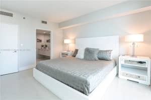 55 SE 6th St APT 2205, Miami, FL 33131, Sold 04/04/25