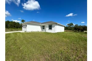 523 Redwood Ave S, Lehigh Acres, FL 33974, Sold 01/31/25