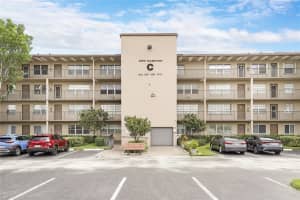 301 SW 135th Ave APT 215C, Pembroke Pines, FL 33027, Sold 11/06/24