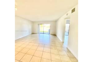 5200 NW 31st Ave APT 44, Fort Lauderdale, FL 33309, Sold 12/18/24