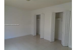 16150 NE 21st Ave APT 6, North Miami Beach, FL 33162, Sold 11/18/24
