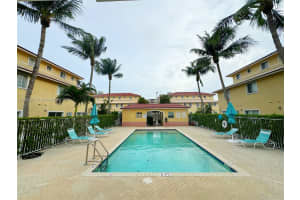 2036 NE 167th St Apt 3-132, North Miami Beach, FL 33162, Sold 12/04/24