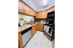 8215 SW 152nd Ave # G-107, Miami, FL 33193, Sold 12/12/24