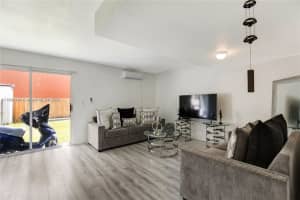 532 NW 11th St, Miami, FL 33136, Sold 11/14/24