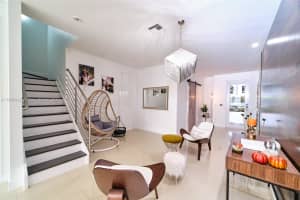 10518 NW 66th St, Doral, FL 33178, Sold 12/09/24