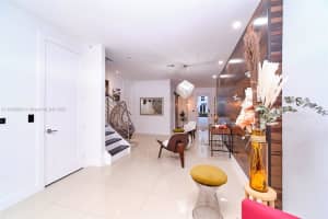 10518 NW 66th St, Doral, FL 33178, Sold 12/09/24