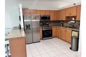 19260 NW 65th Ct, Hialeah, FL 33015, Sold 12/05/24
