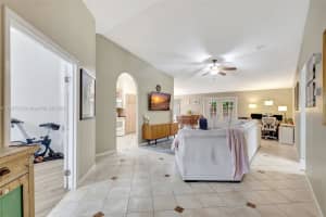 130 Sherwood Dr, Royal Palm Beach, FL 33411, Sold 12/20/24