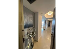 3610 Yacht Club Dr 912, Aventura