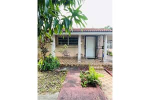 1650 Nw 36th Ave Miami, FL 33125 - MLS#A11667136