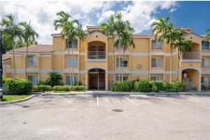 2460 NW 33rd St APT 1714, Oakland Park, FL 33309, Sold 12/18/24