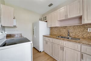 1610 NW 33rd Ave, Miami, FL 33125, Sold 01/21/25