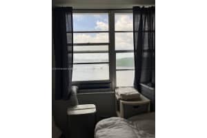 500 Bayview Dr APT 618, Sunny Isles Beach, FL 33160, Sold 03/31/25