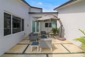 15330 SW 305th St, Homestead, FL 33033, Sold 12/27/24