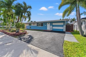 8640 Taft St, Pembroke Pines, FL 33024, Sold 01/03/25