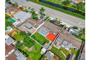8640 Taft St, Pembroke Pines, FL 33024, Sold 01/03/25