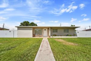 11745 SW 189th St, Miami, FL 33177, Sold 12/05/24