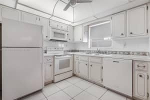 5300 Washington St C111, Hollywood