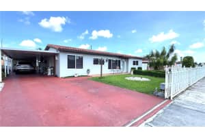 521 W 36th Pl, Hialeah, FL 33012, Sold 12/03/24