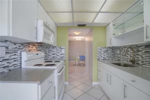 7921 Byron Ave APT 507, Miami Beach, FL 33141, Sold 06/10/25