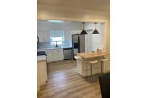 913 Foster Rd, Hallandale Beach, FL 33009, Sold 01/24/25
