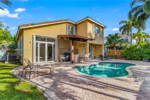 4812 NW 112th Ct, Doral, FL 33178, Sold 11/19/24