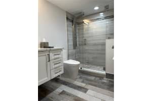901 SW 128th Terrace APT 401A, Pembroke Pines, FL 33027, Sold 11/14/24